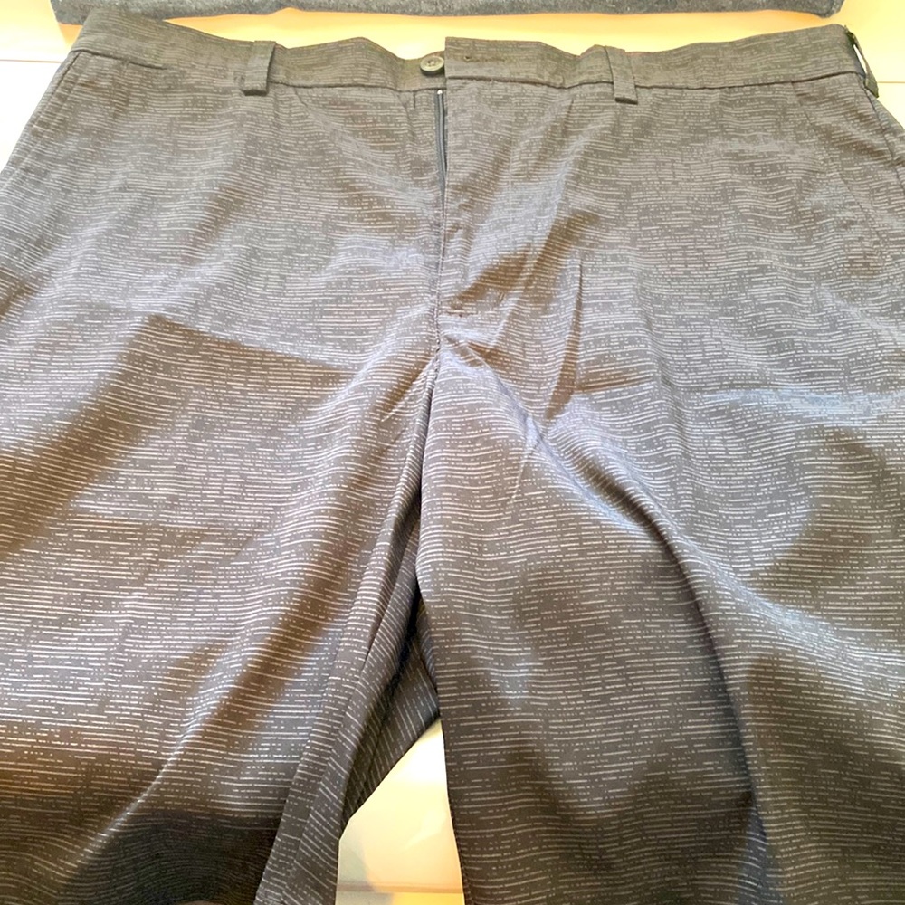 PGA tour golf shorts size 36 NWOT